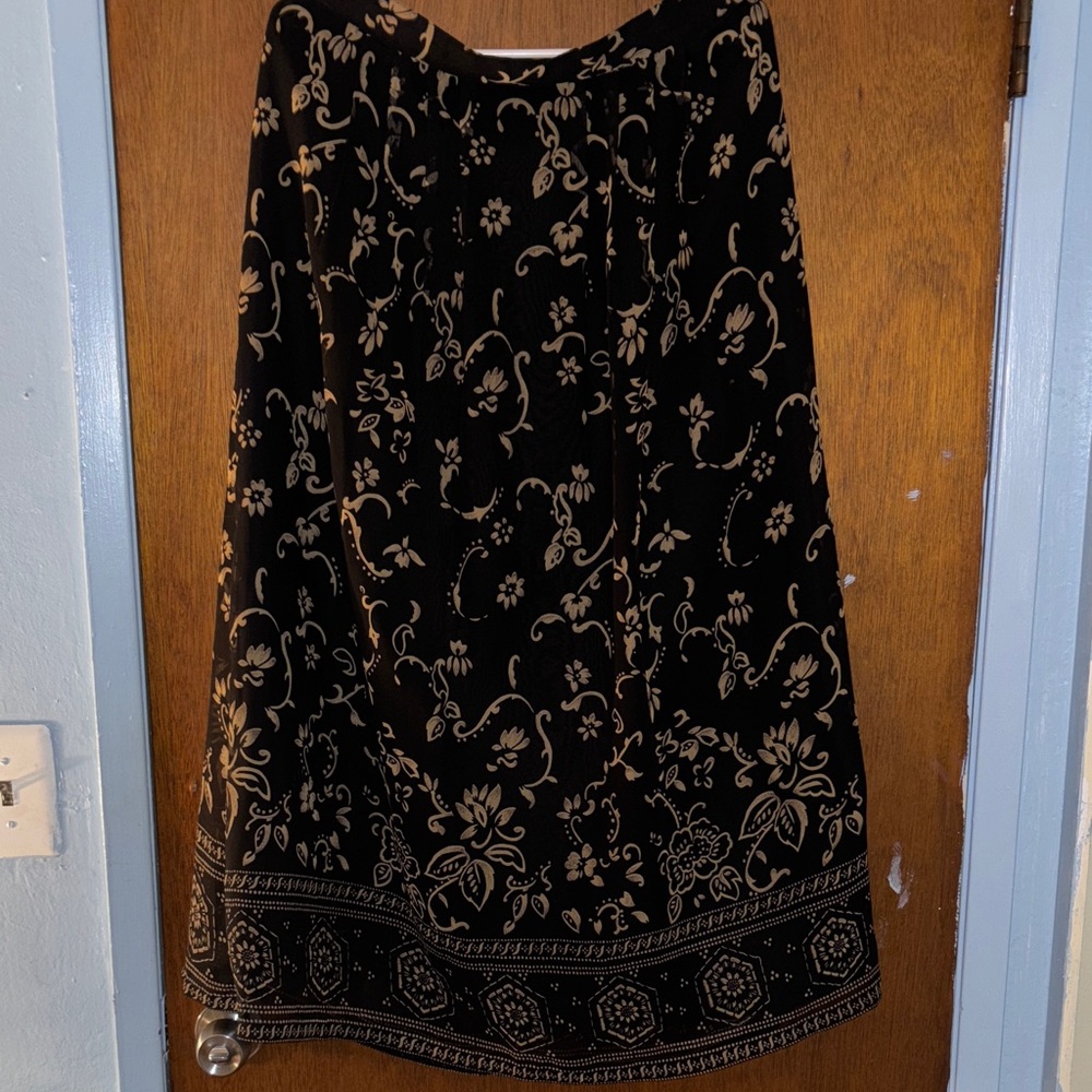 Sag Harbor Black and Cream A-Line Skirt